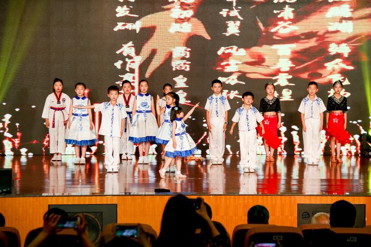 "圆梦中华·艺术之星"国际文化交流展演系列活动启动仪式在汉举行